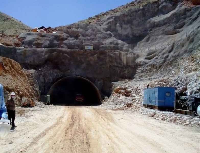 ۲۳۰ متر حفاری تونل دوم راه کربلا پایان یافت
