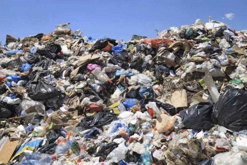 شهرداری ایلام از سرمایه گذاری برای بازیافت زباله حمایت می کند