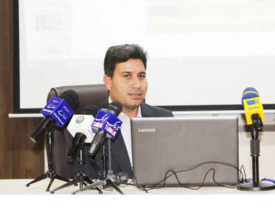 مدیرعامل شرکت توزیع  نیروی برق استان ایلام در جمع خبرنگاران عنوان‌ کرد: ادارات استان  باید استان  به میزان ۳۰ درصد مصرف برق خود را کاهش دهند